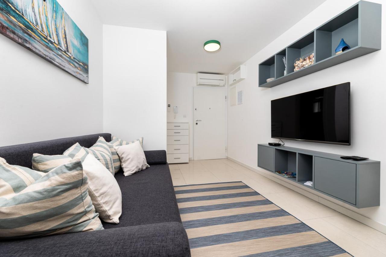 Casa Bella Apartment Malinska Bagian luar foto