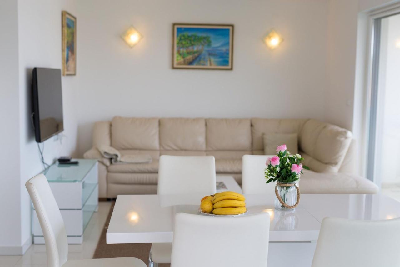 Casa Bella Apartment Malinska Bagian luar foto